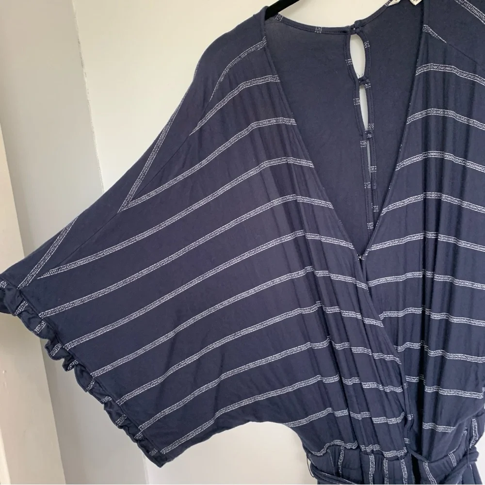 AMERICAN EAGLE OUTFITTERS PIN-STRIPE JUMPSUIT - Picture 4 of 11